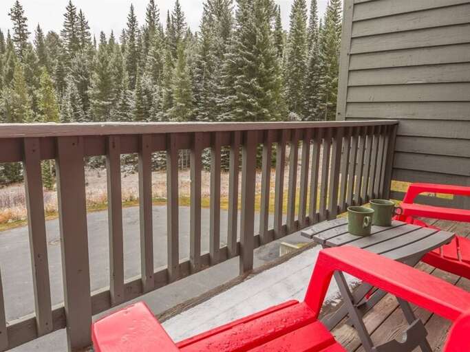 Have you morning coffee on the deck | Exterior