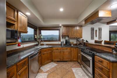 Cook a scrumptious meal | Main Level