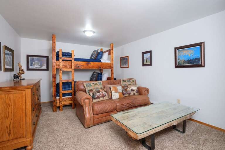 Kids love bunk beds | Lower Level