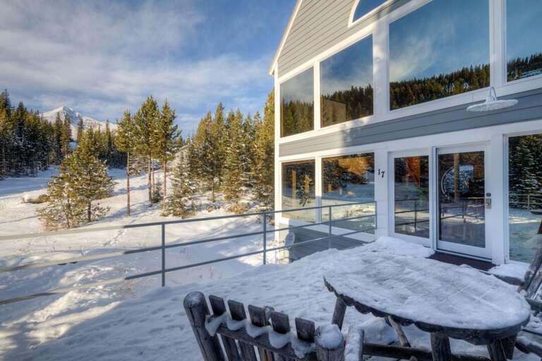 Mountain views in every direction | Exterior