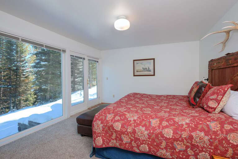 Wake up to beautiful views | Lower Level