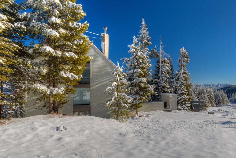 Build a snowman | Exterior