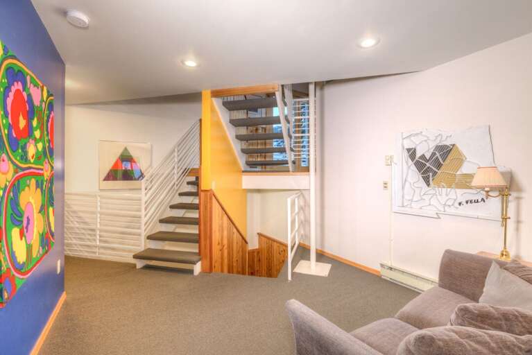 Lots of places to relax | Lower Level