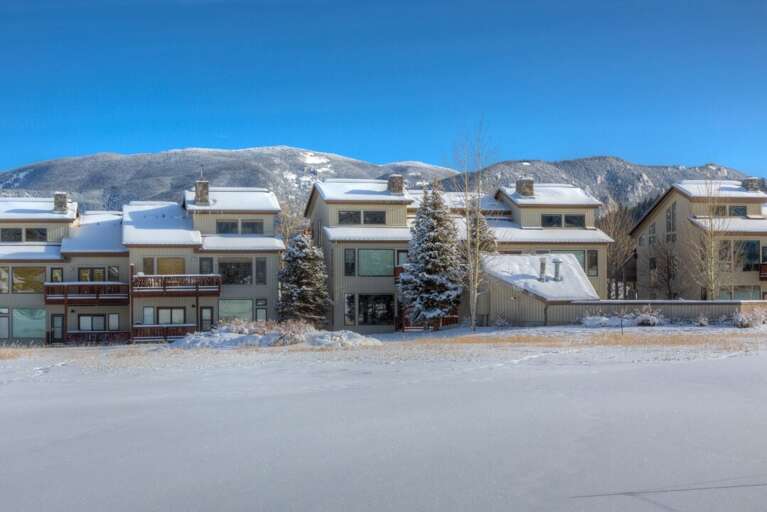 Grab your cross country skis and go for an adventure | Exterior Grab your cross country skis and go for an adventure | Exterior