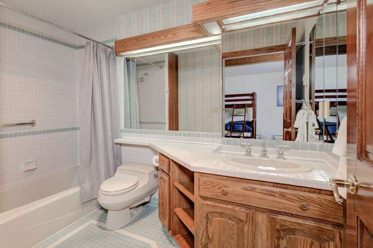 This bathroom has everything you need | Main Level This bathroom has everything you need | Main Level