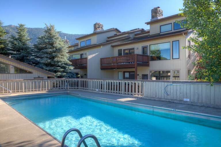 Seasonal Community Pool