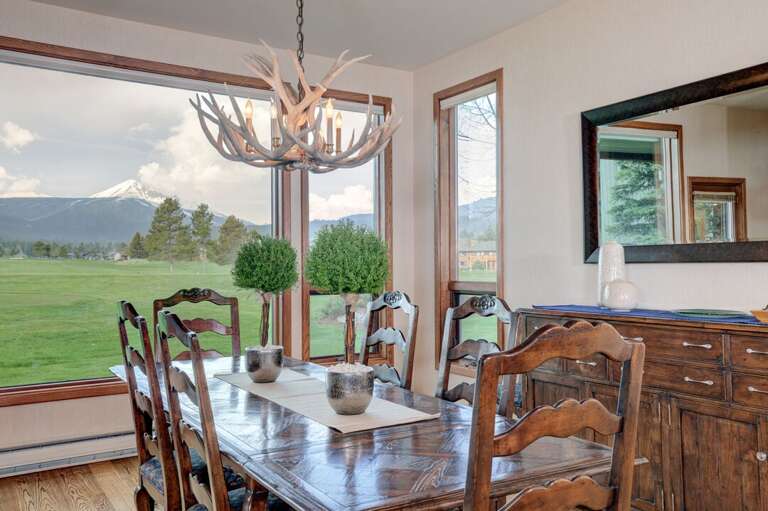 Serve up a delicious meal | Main Level Serve up a delicious meal | Main Level