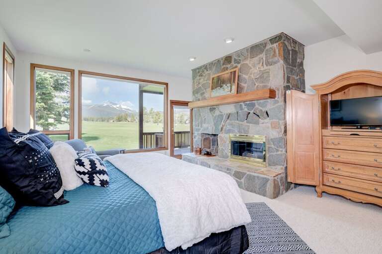 Watch a movie in bed | Main Level Watch a movie in bed | Main Level