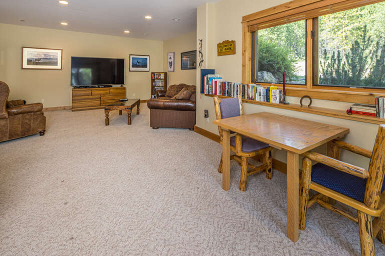 Play a game | Lower Level