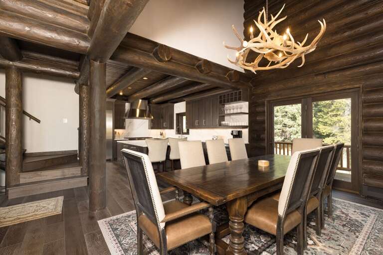 Dining Room | Main Level