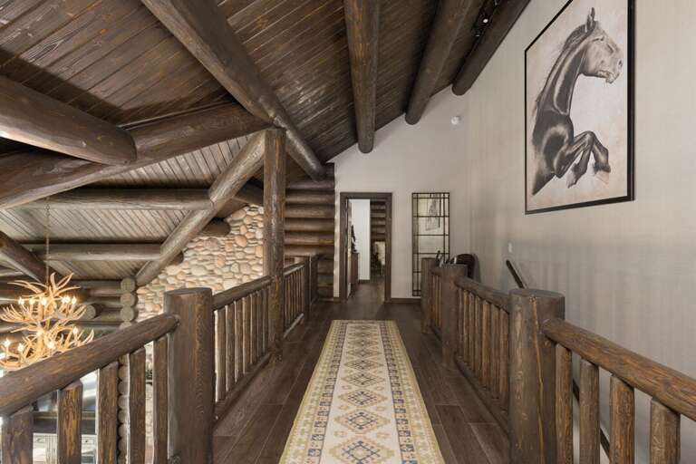 Hall to Bunkroom | Upper Level