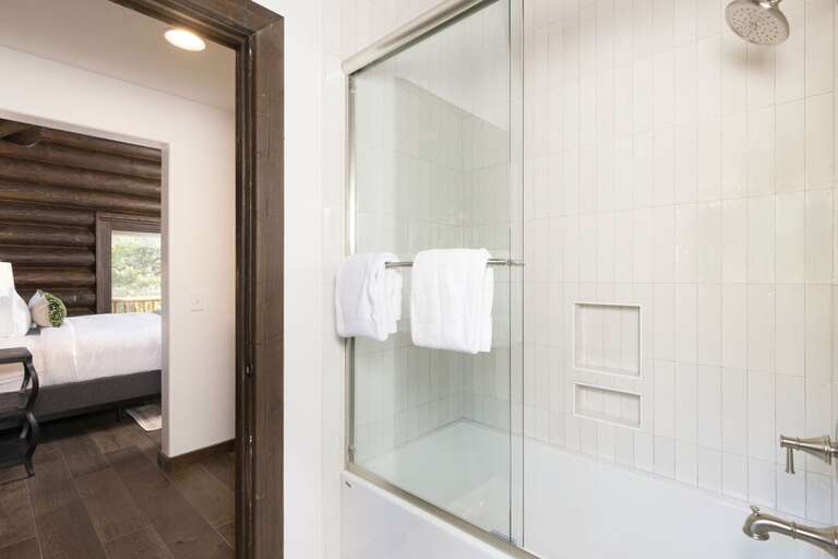 Jack and Jill Bathroom | Upper Level