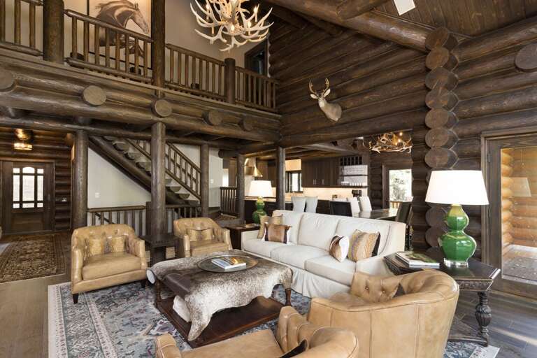 Living Room | Main Level