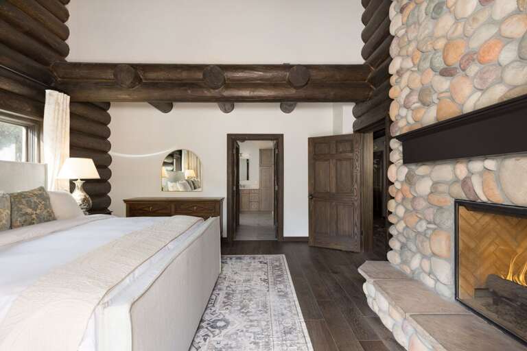 Primary Bedroom | Main Level