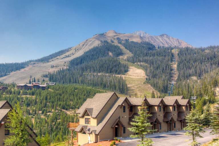 The mountain views are stunning all year round | Exterior The mountain views are stunning all year round | Exterior