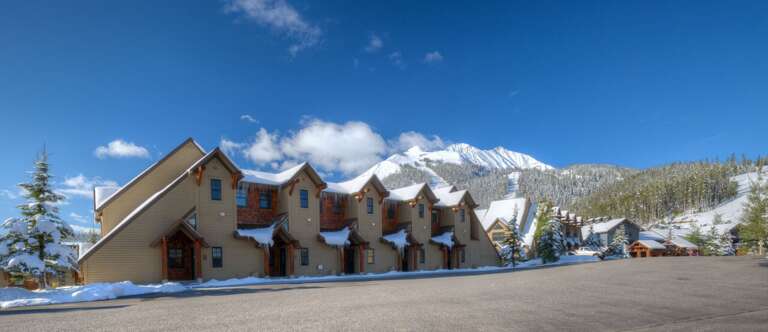 Blue skies for days | Exterior Blue skies for days | Exterior