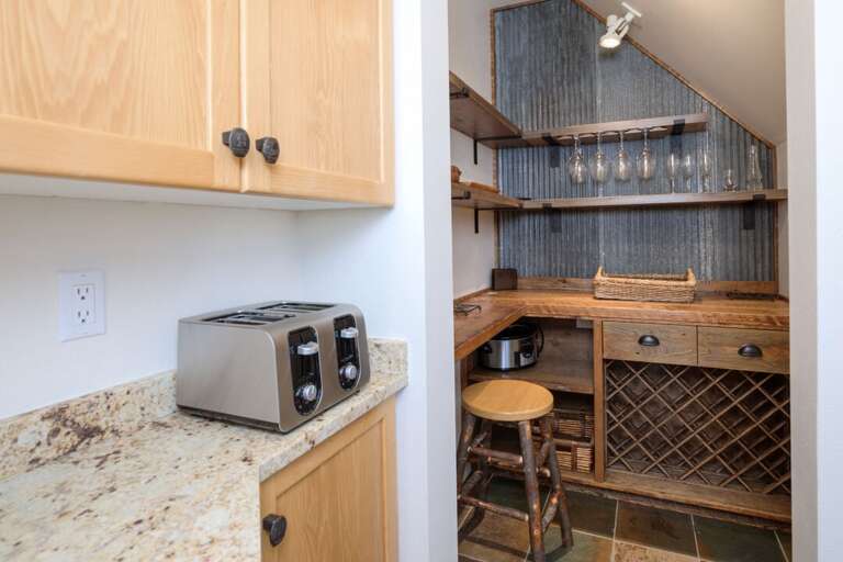 Enjoy the mini bar! | Main Level