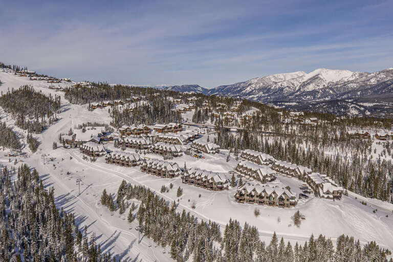 Near the slopes | Exterior