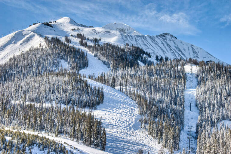 Watch the skiers from your balcony | Exterior