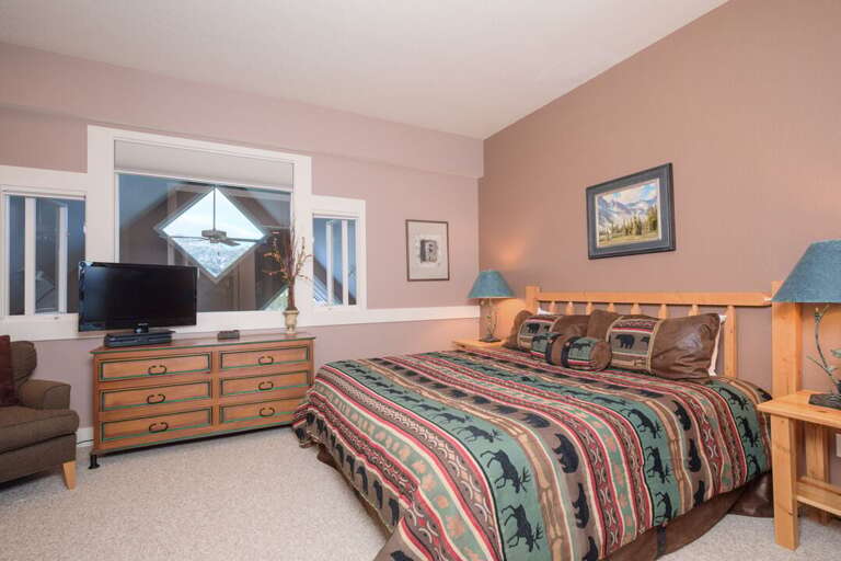 Let the morning light wake you up | Upper Level Let the morning light wake you up | Upper Level