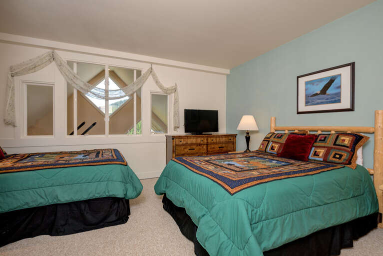 Sleep peacefully in the mountains | Upper Level