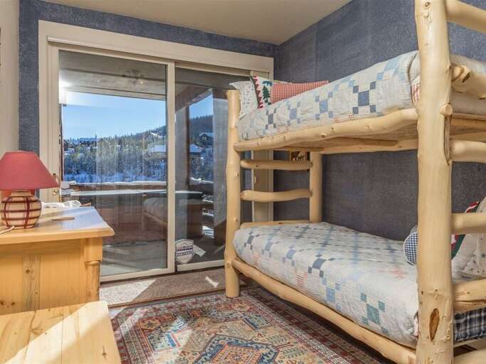 The perfect kids room | Lower Level