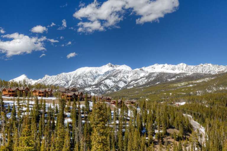 Ski-in/Ski-out | Exterior