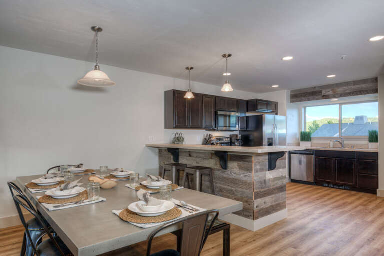 Serve up a delicious meal | Main Level