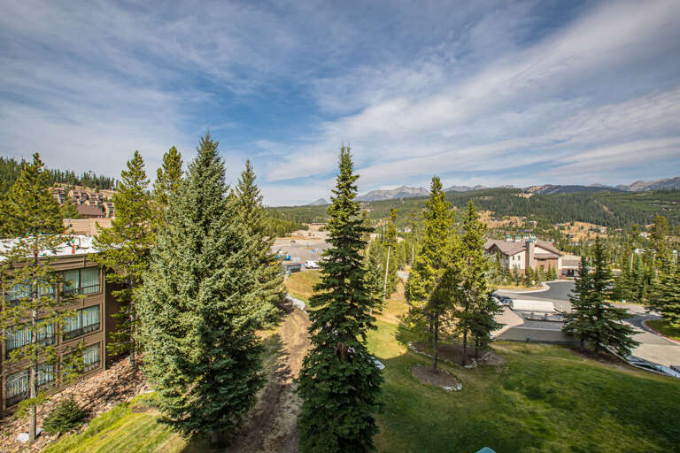 Beautiful Big Sky views | Exterior