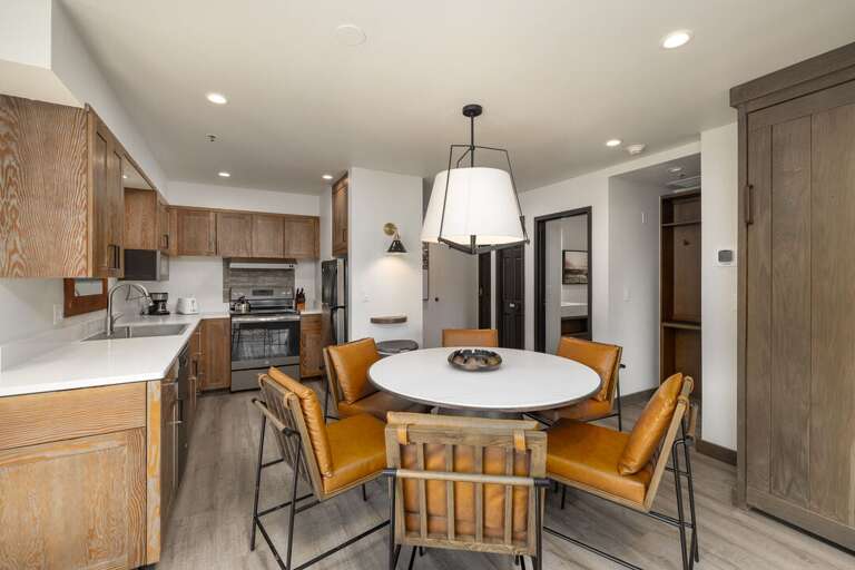 Seating for six at the dining table | Main Level