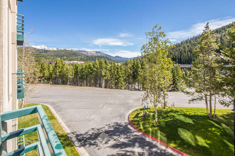 Blue skies as far as you can see | Exterior