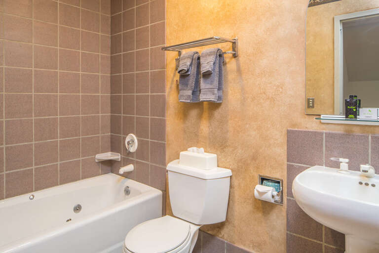 Take a hot bath | Main Level Take a hot bath | Main Level