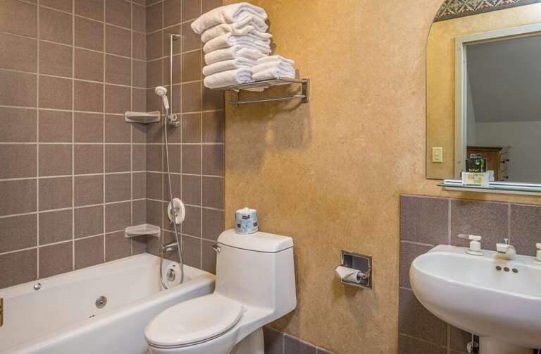 Have a hot bath | Upper Level