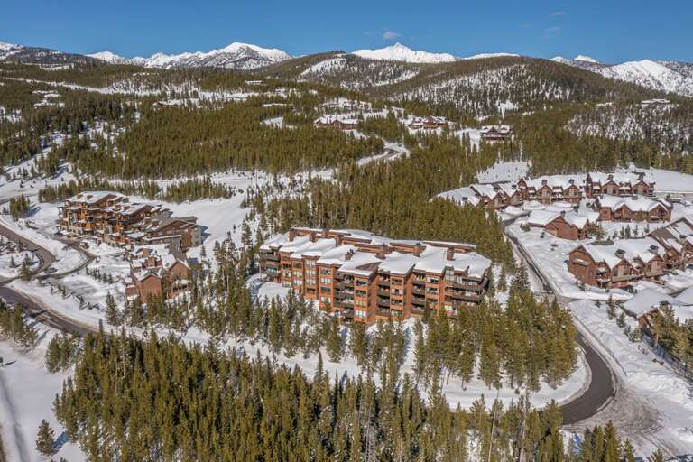 Aerials of Skycrest community!