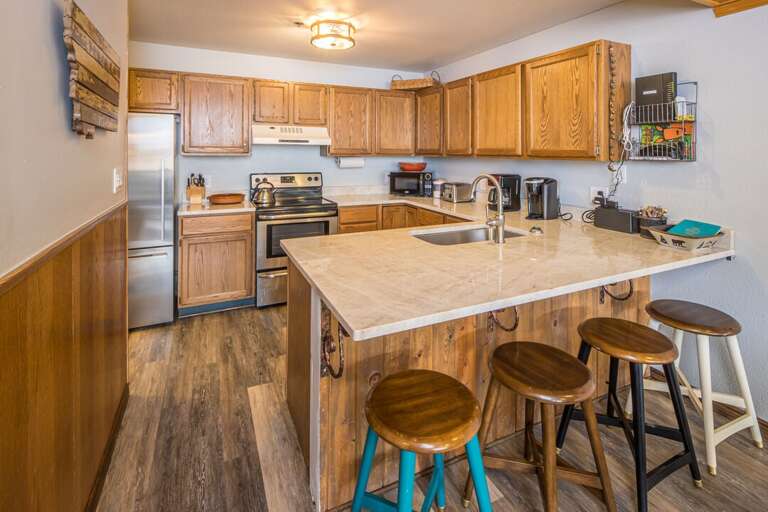 Have breakfast at the bar | Main Level