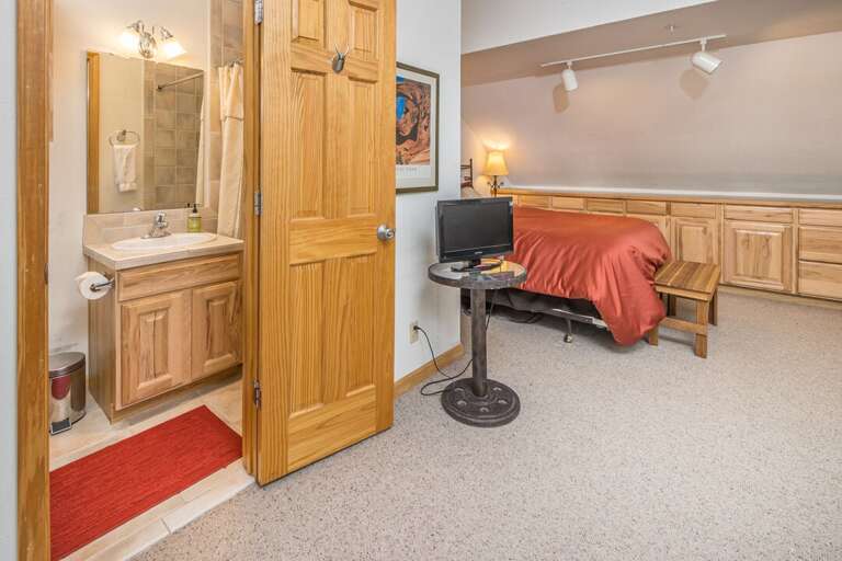 Watch a movie | Upper Level