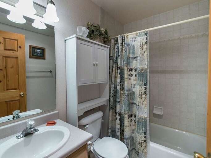 Take a hot shower | Main Level