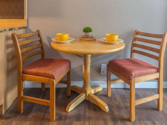 Have an intimate dinner | Main Level