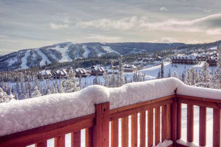 Gorgeous winter day | Exterior