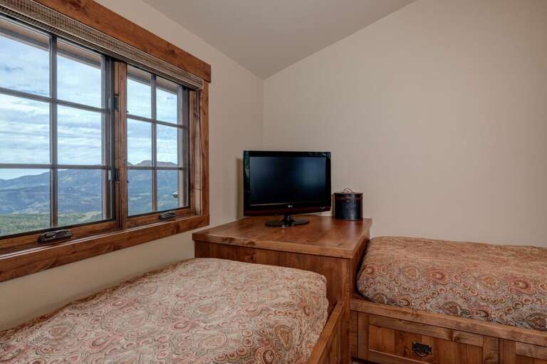 Additional Sleeping Area 1 | Loft