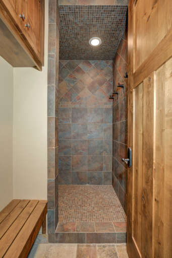 Bathroom 4 | Lower Level