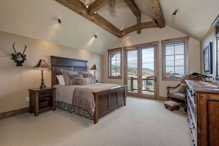 Bedroom 2 | Queen Loft | Upper Level
