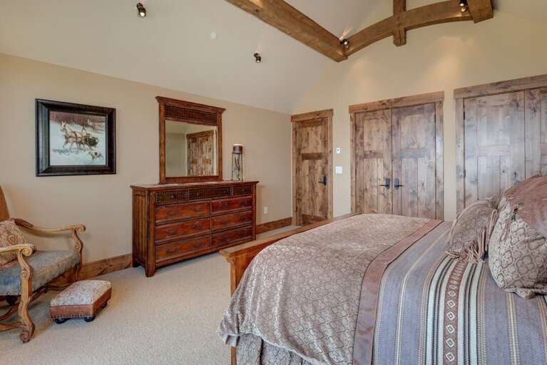 Bedroom 2 | Queen Loft | Upper Level