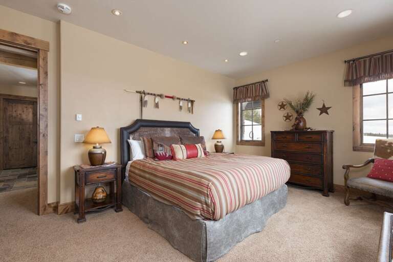 Bedroom 4 | King | Lower Level