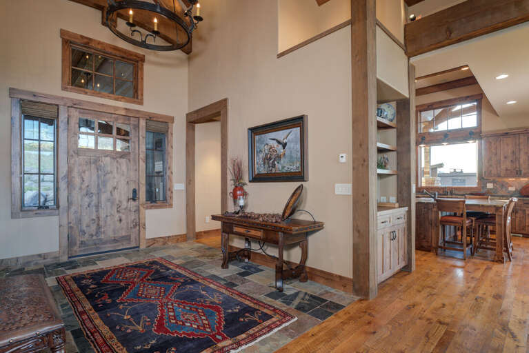 Common Area | Entryway | Main Level