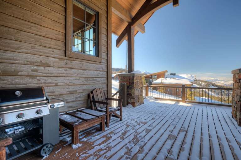 Exterior | Balcony | Main Level | Winter