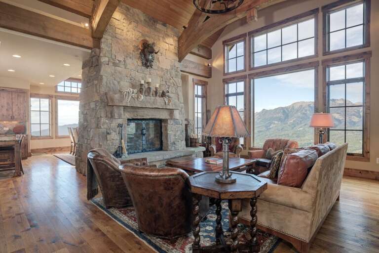 Living Area | Main Level