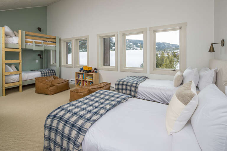 The Perfect Room for the Children | Upper Level