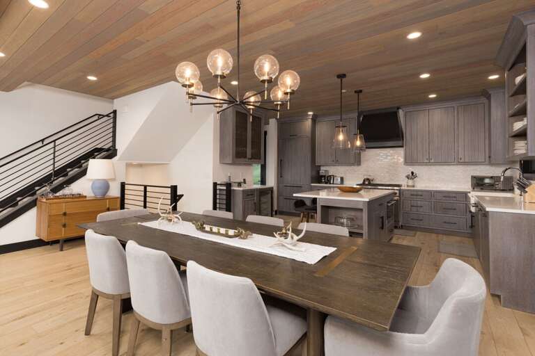 Dining room with seating for 8 people | Main Level