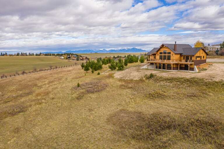 Play some yard games | Exterior